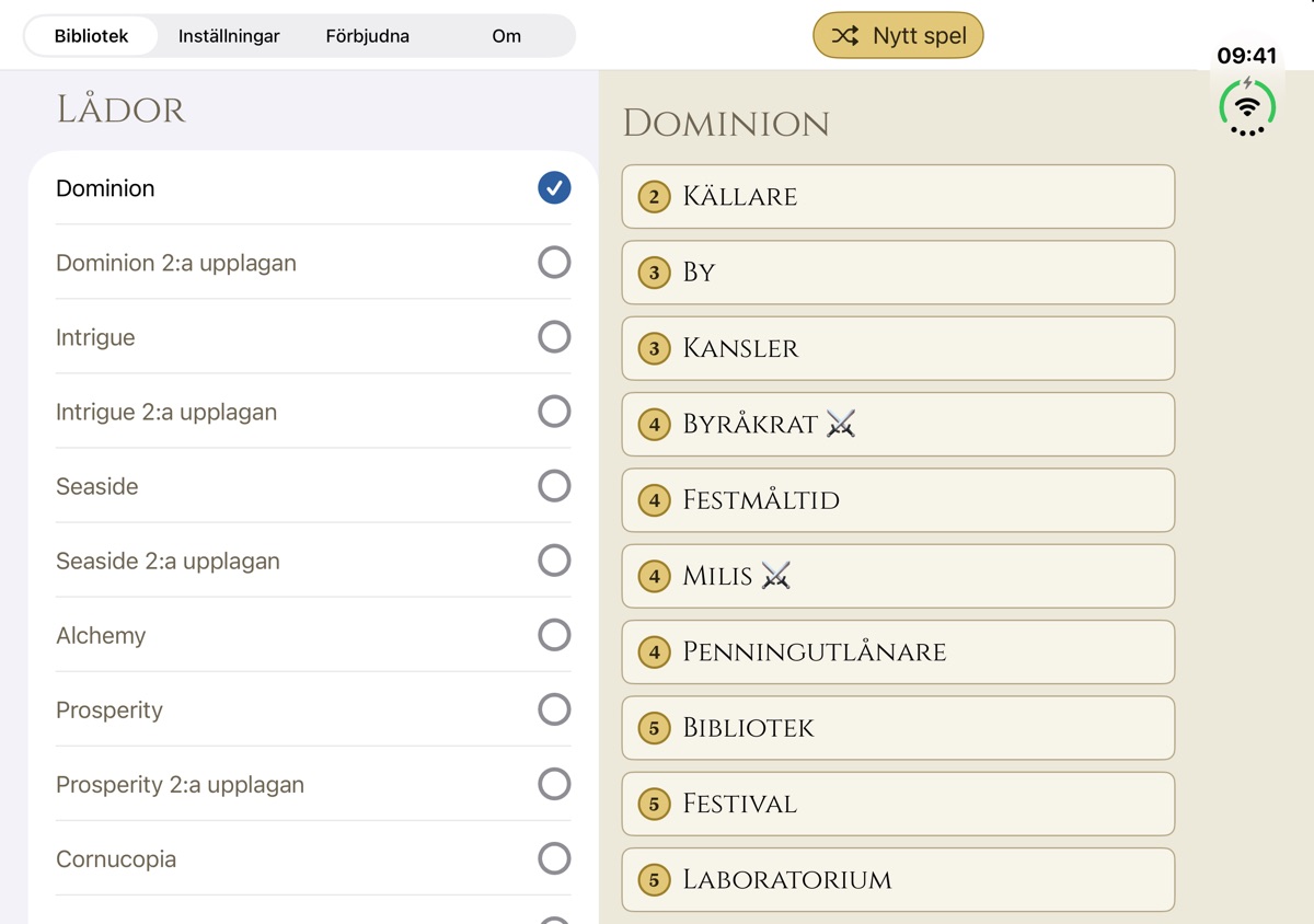 Dominion Minion uppfälld på iPhone Duo: biblioteket med expansioner till vänster, kungadömeskorten till höger